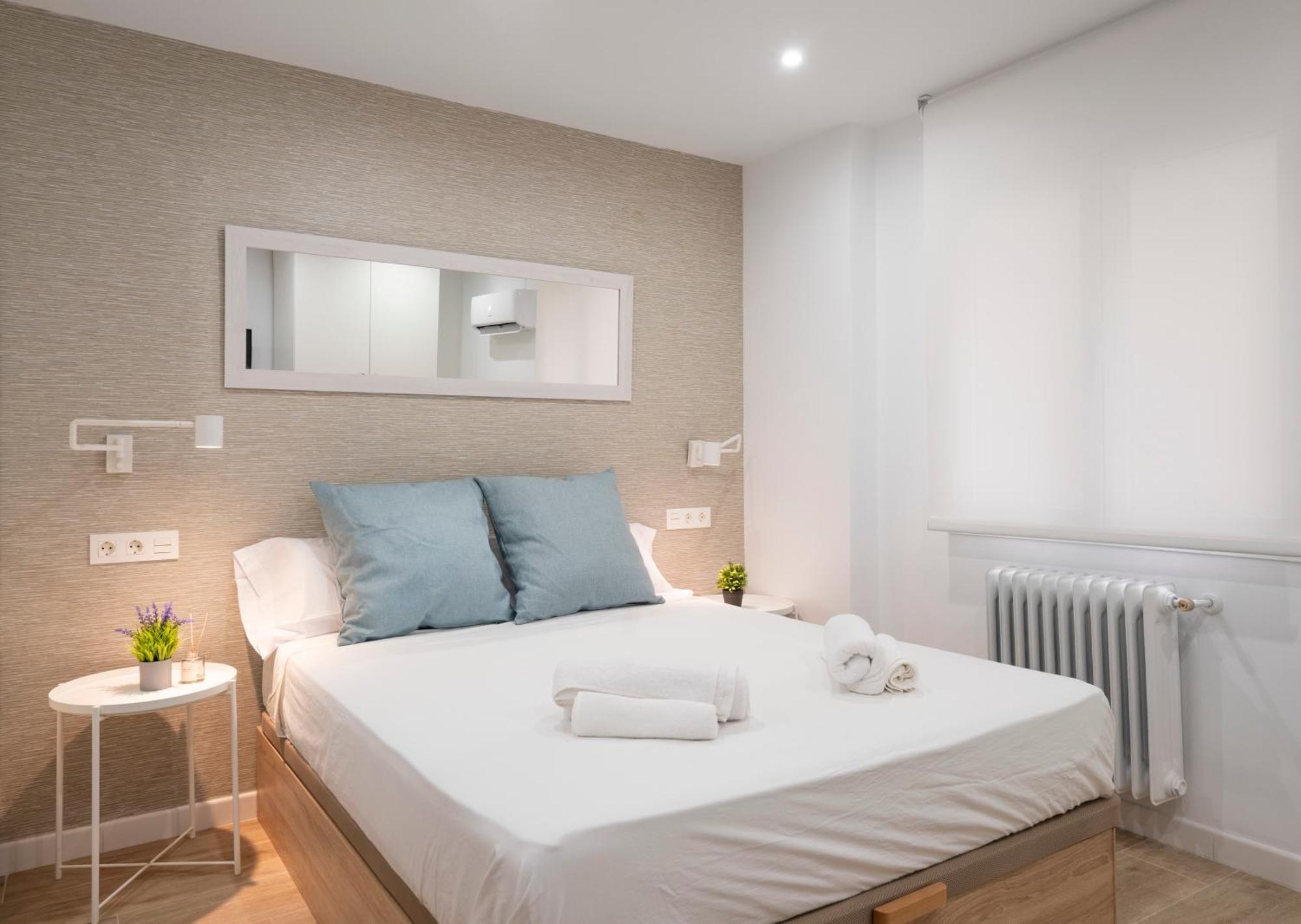 Estudio Deluxe En Jardines Del Triunfo - Granada Exteriör bild
