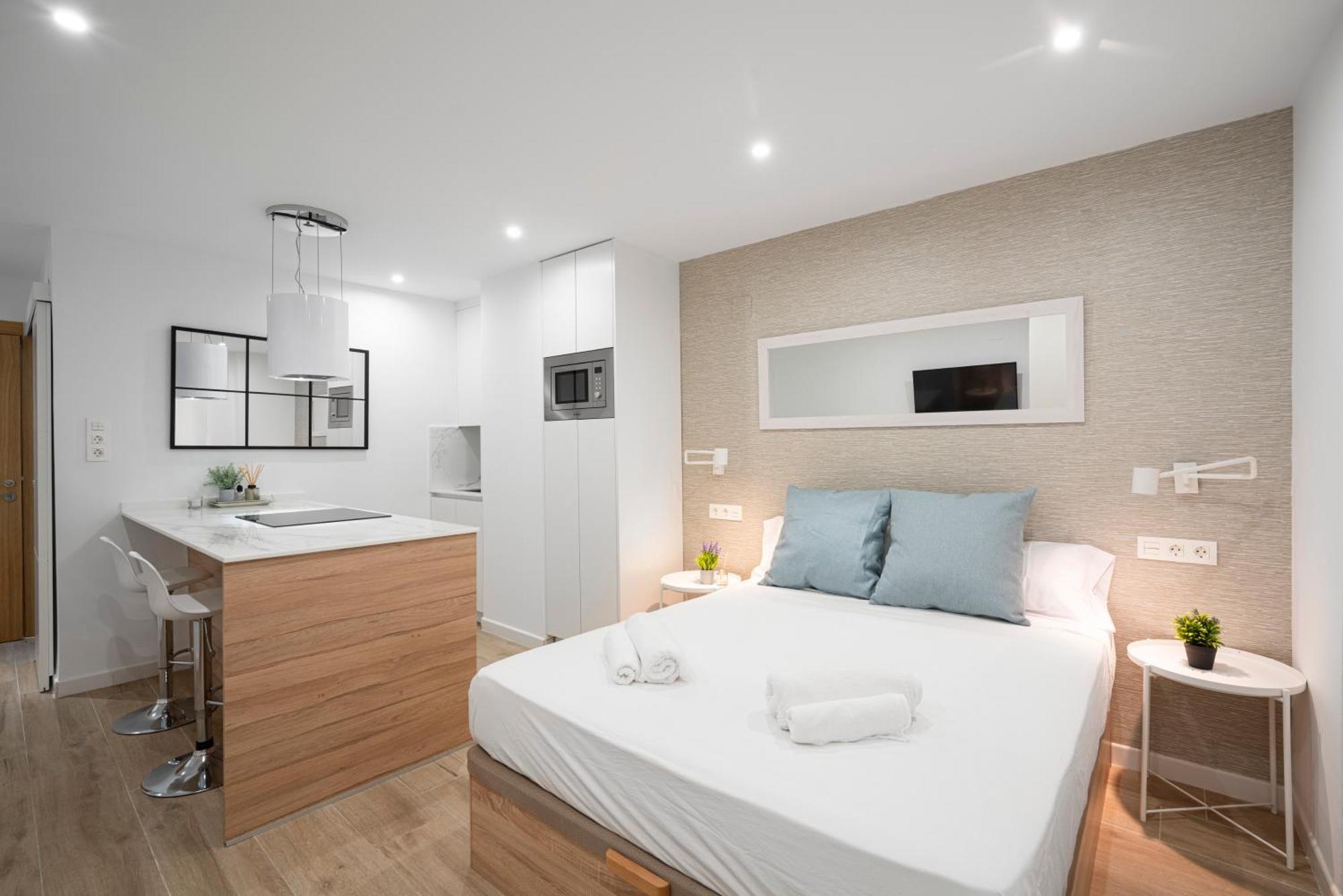 Estudio Deluxe En Jardines Del Triunfo - Granada Exteriör bild
