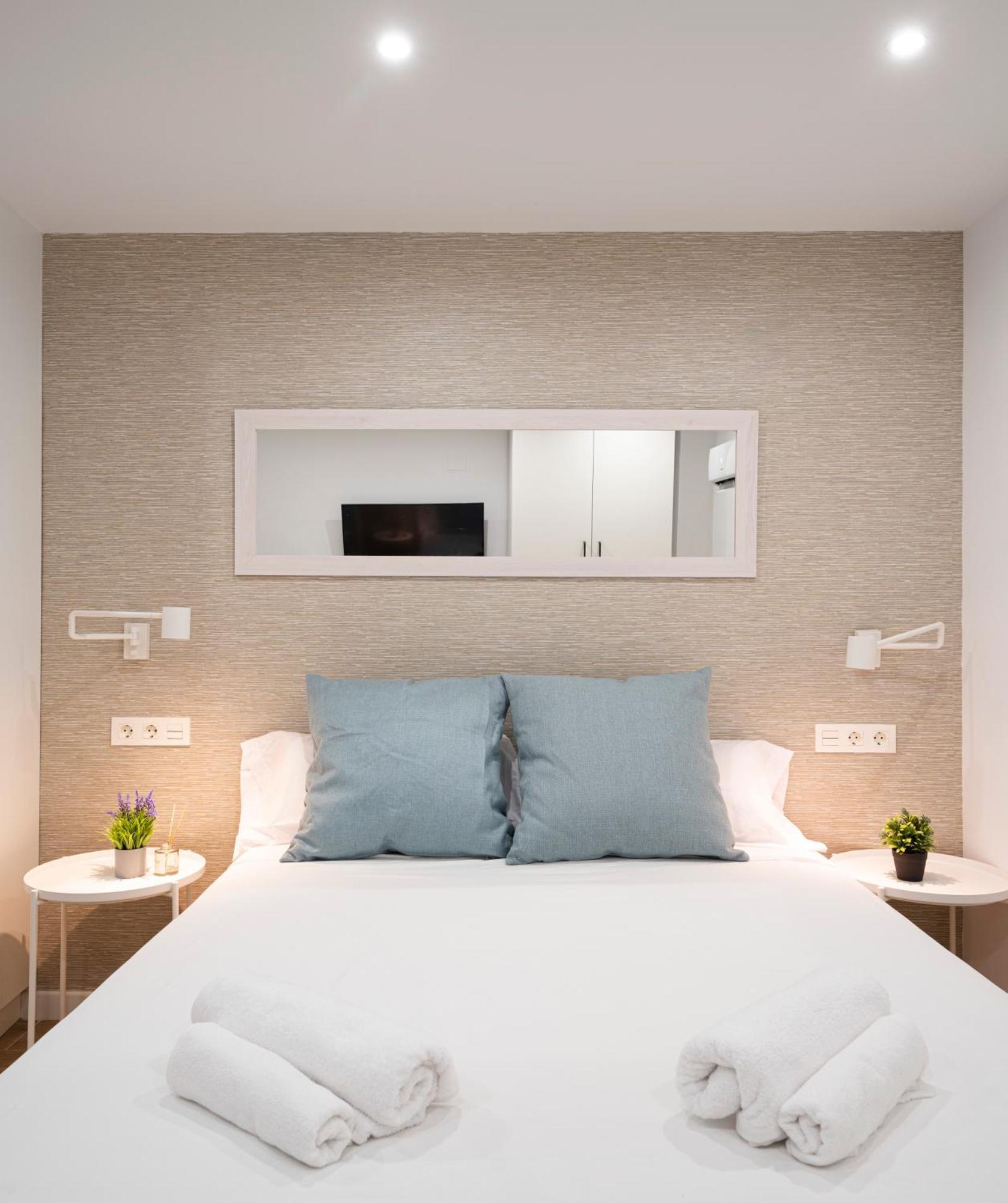 Estudio Deluxe En Jardines Del Triunfo - Granada Exteriör bild